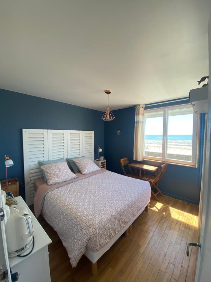 Chambre D'Hotes "Lumiere Du Cap" Vue Mer Barneville-Carteret Bagian luar foto